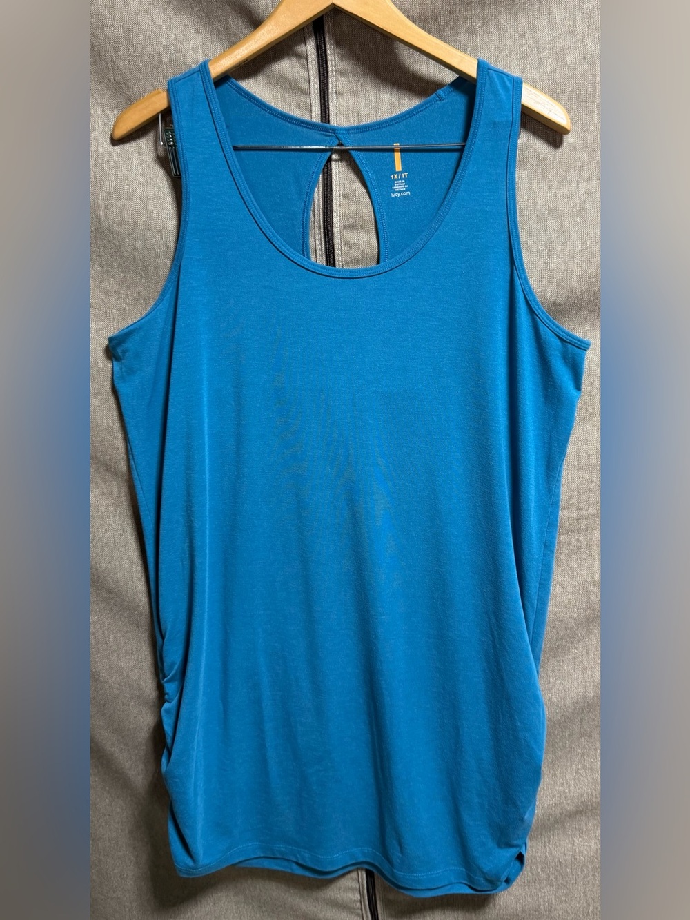Women's Teal Blue Sleeveless Workout Top - Lightweight Comfort from Lucy 1X